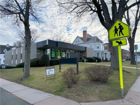 593 Farmington Avenue Hartford CT 06105