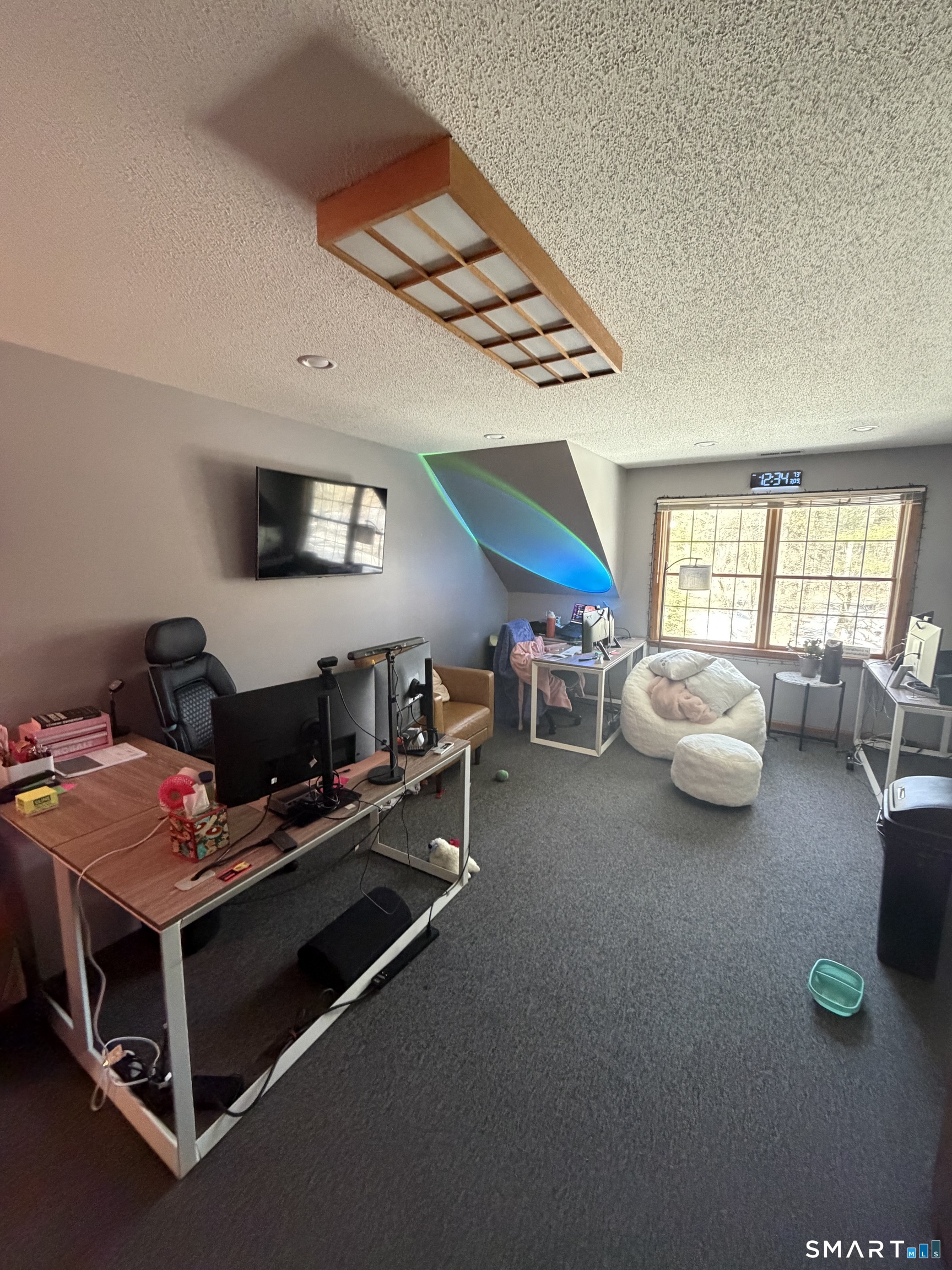 1789 New Britain Avenue Farmington CT 06032