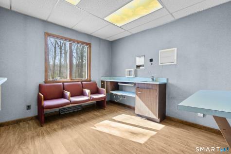 921 Boston Turnpike Bolton CT 06043