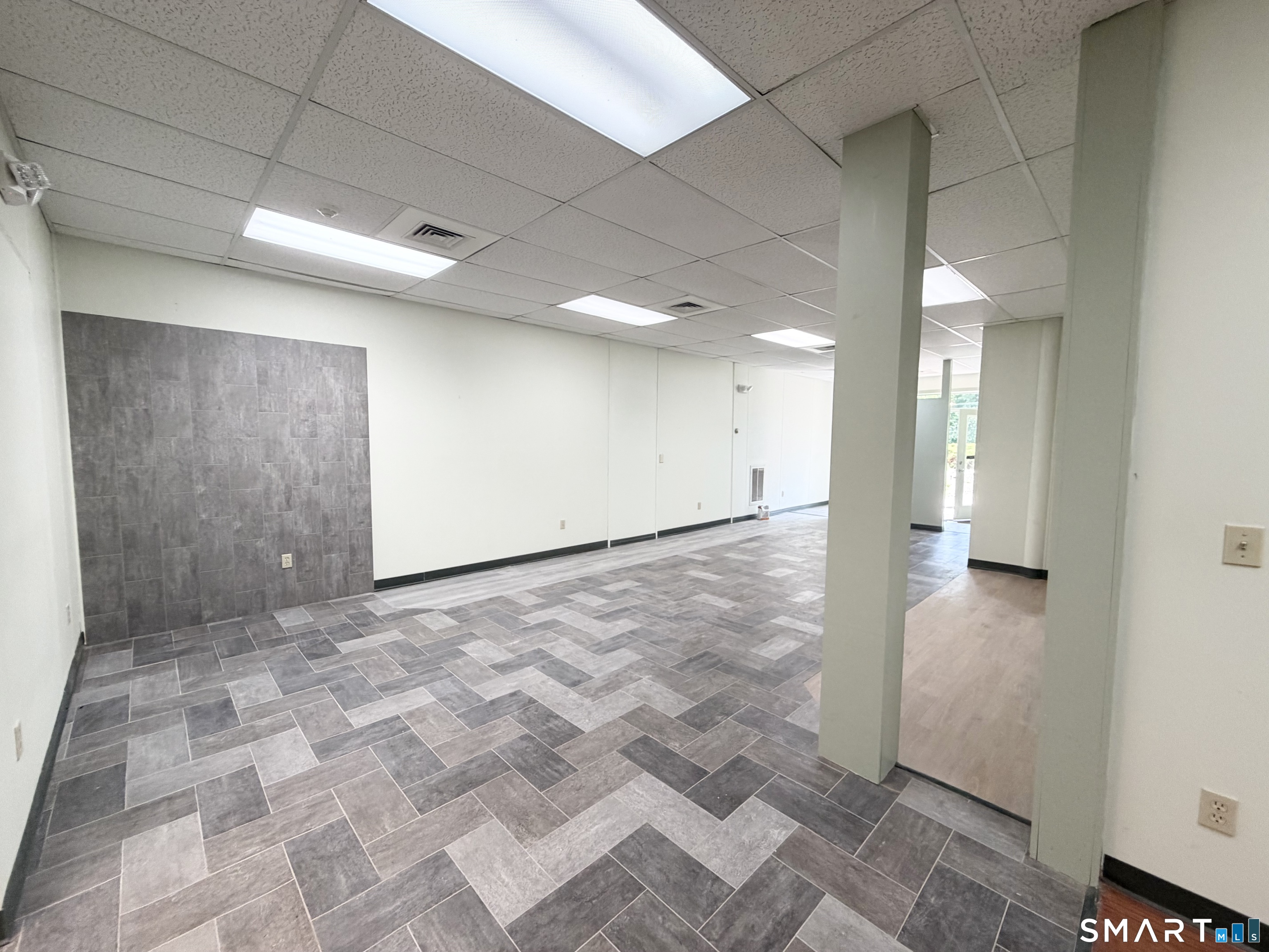 384-392 Merrow Road Tolland CT 06084