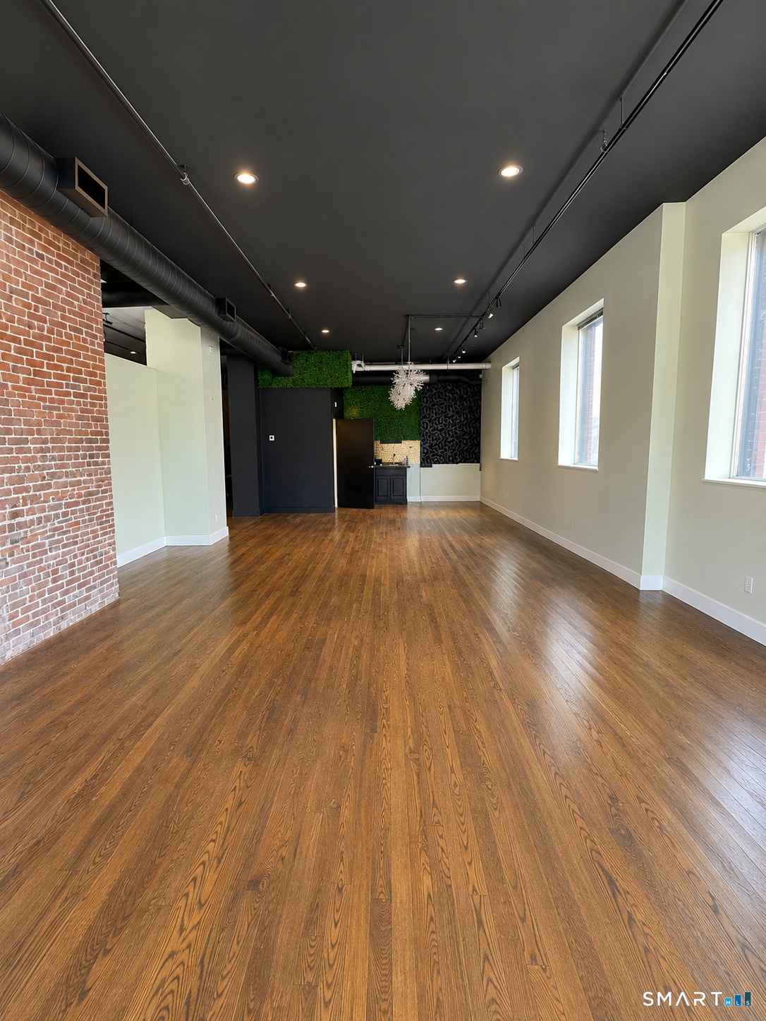 180 State Street New London CT 06320