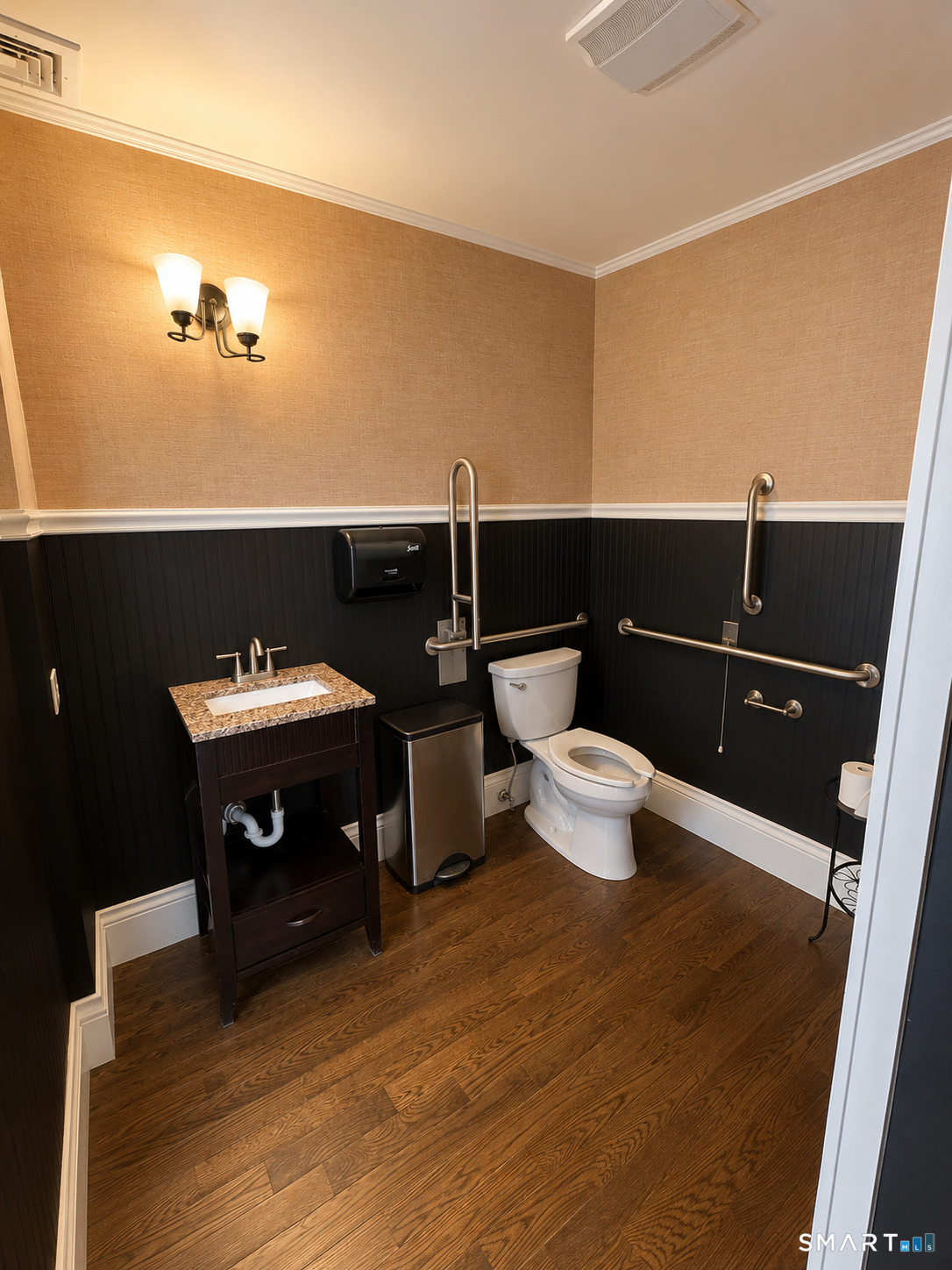 180 State Street New London CT 06320
