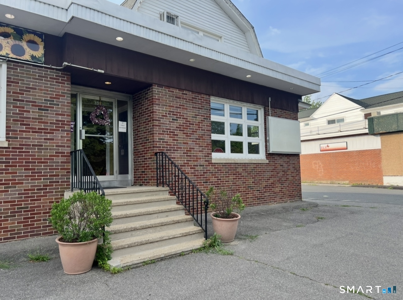 335 Meriden Road Waterbury CT 06705