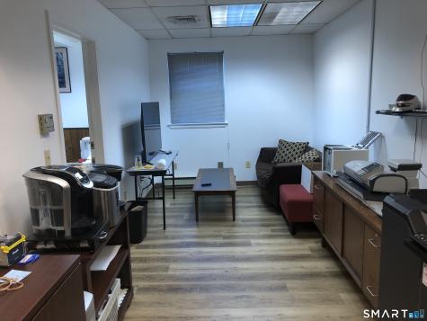303 Burnside Avenue East Hartford CT 06108