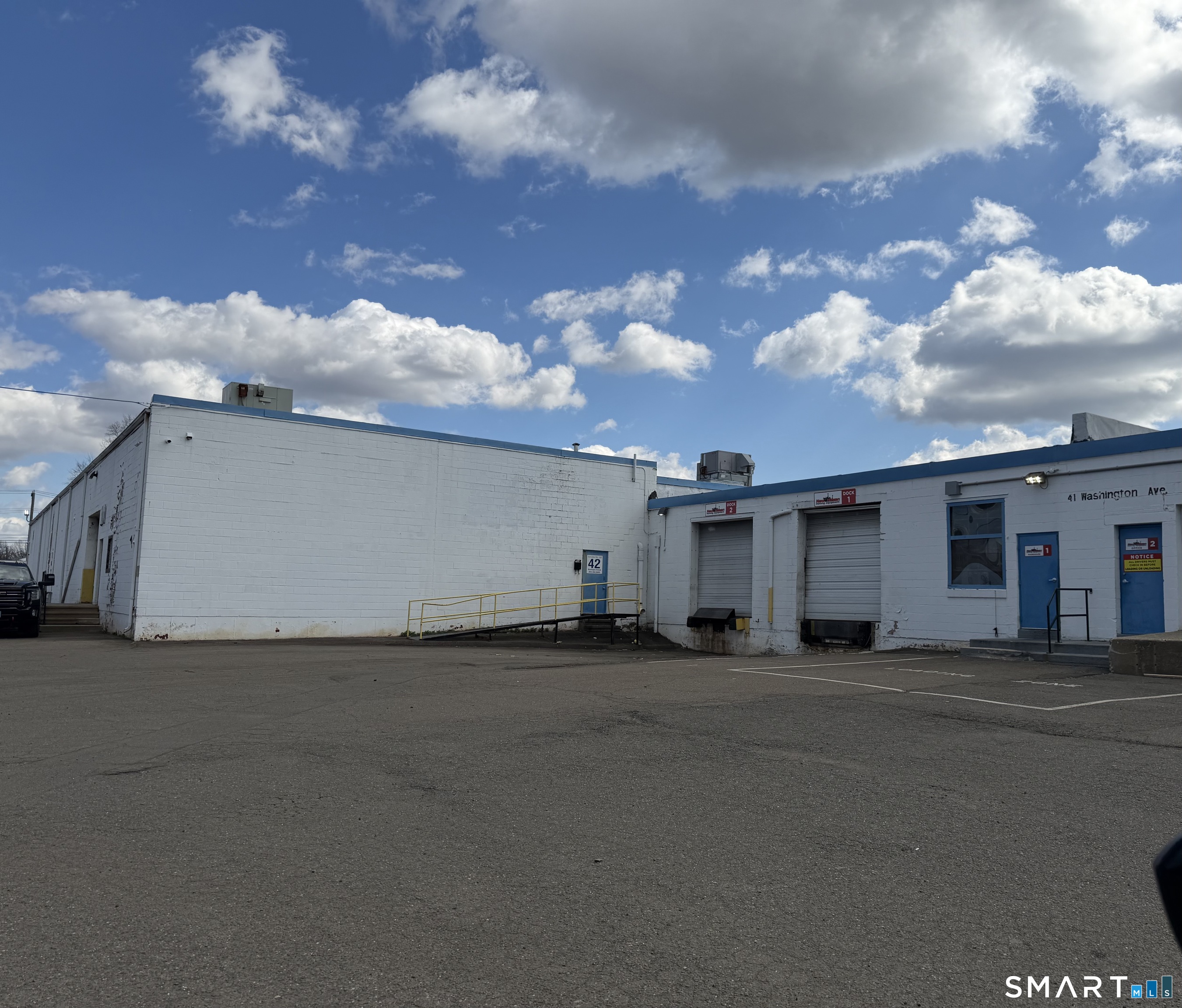 41 Washington Avenue East Haven CT 06512