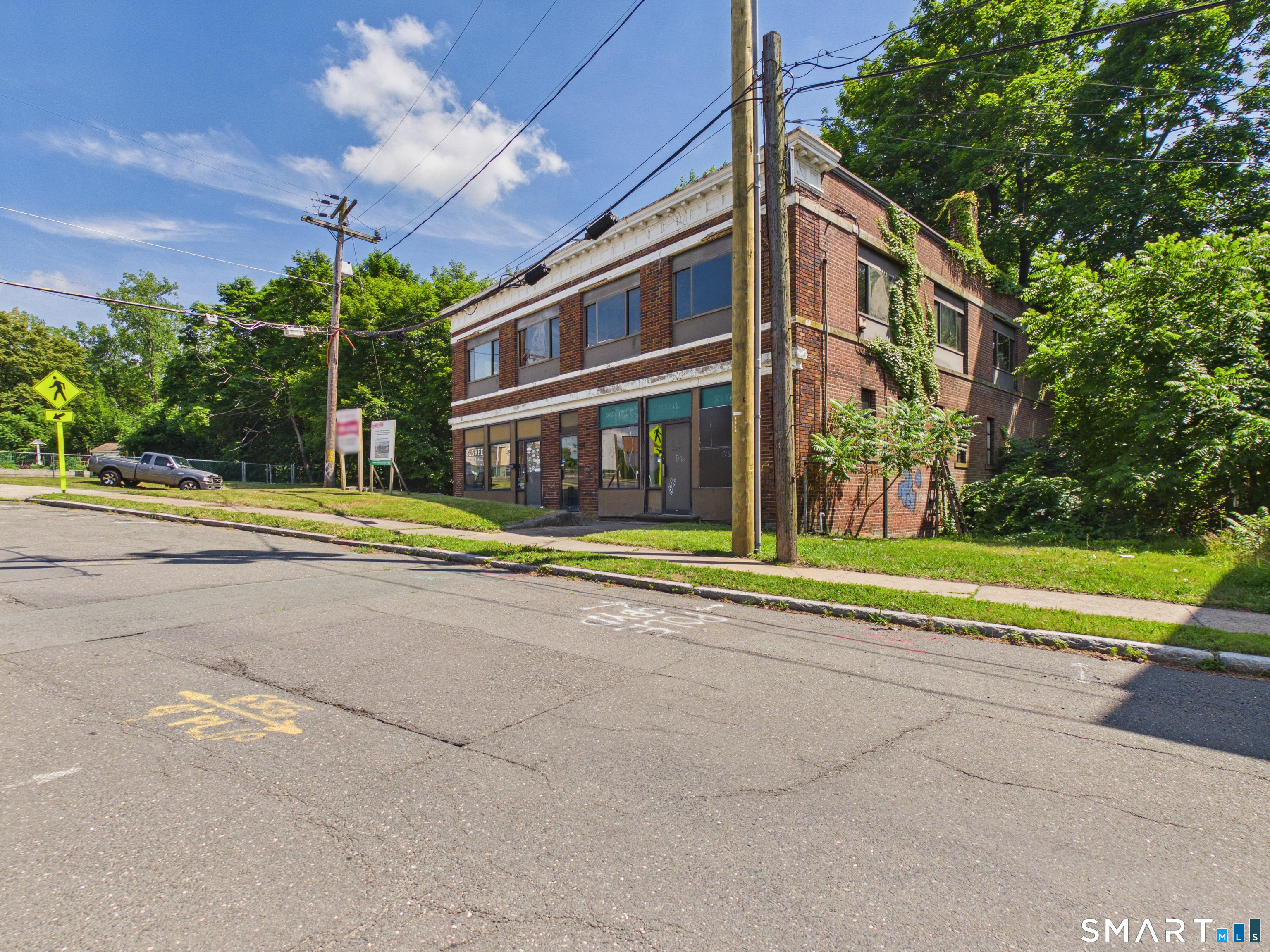 92 Main Street Enfield CT 06082