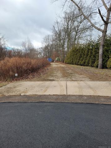 4 Commerce Court Ledyard CT 06339