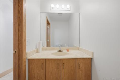 123 Elm Street Old Saybrook CT 06475
