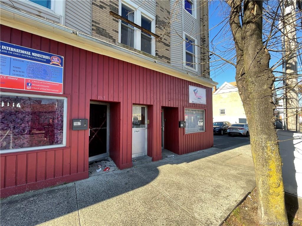 1971 Main Street Bridgeport CT 06604