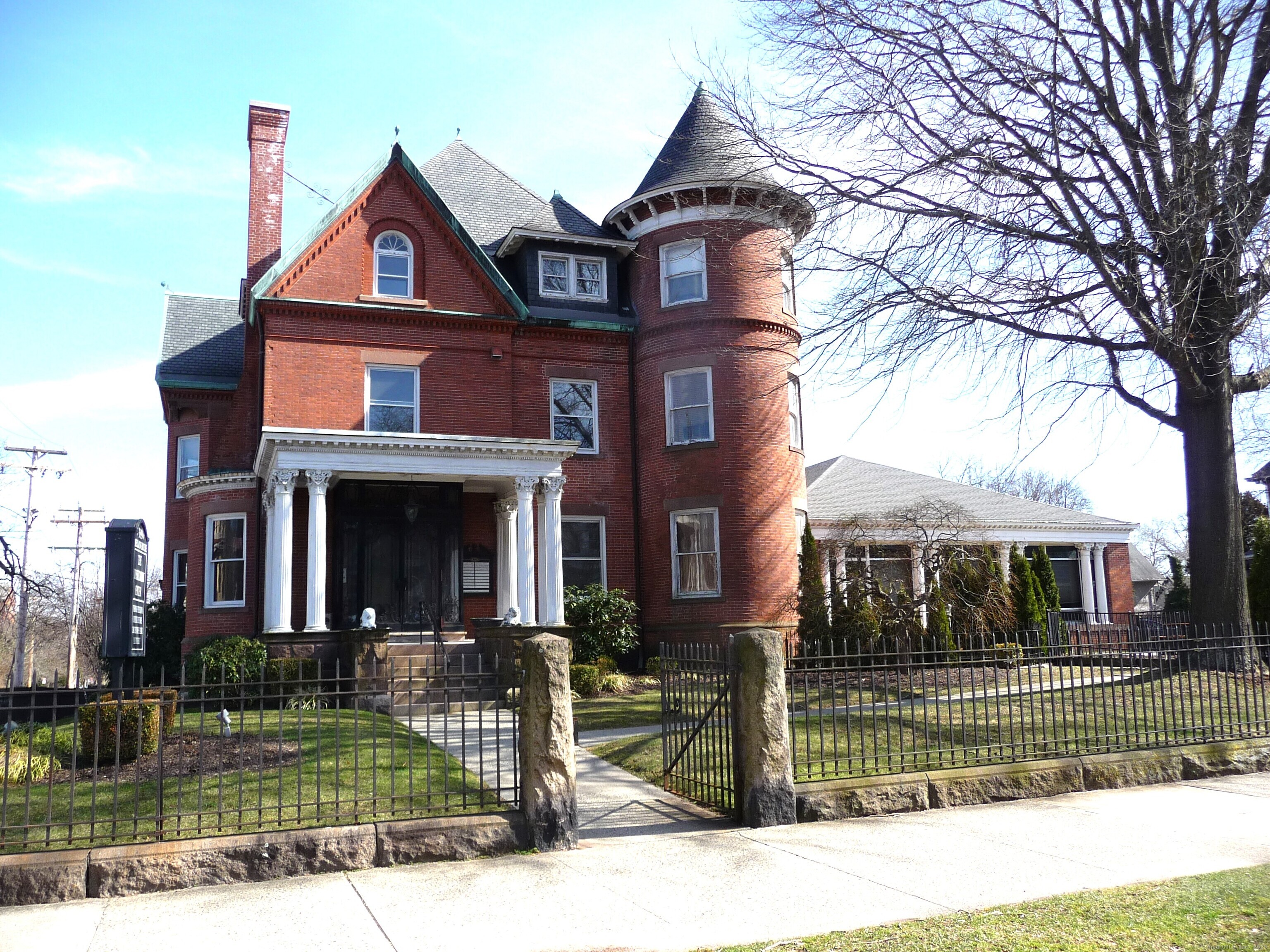 389 Whitney Avenue New Haven CT 06511