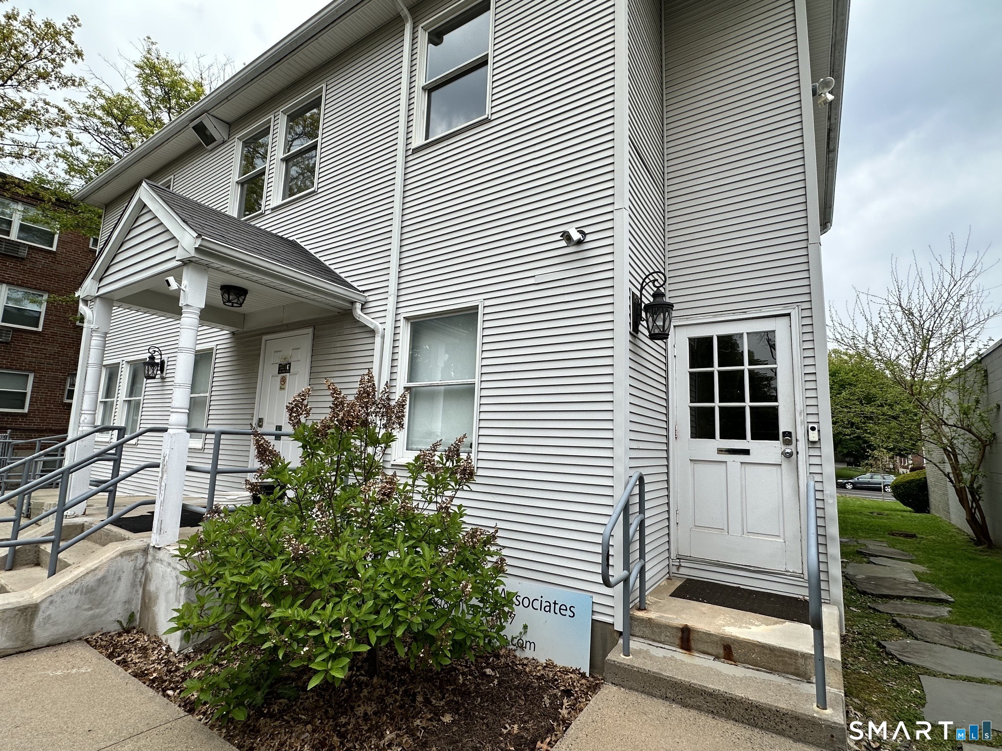 597 Farmington Avenue Hartford CT 06105