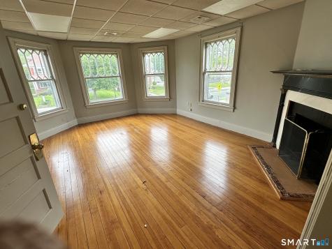 597 Farmington Avenue Hartford CT 06105