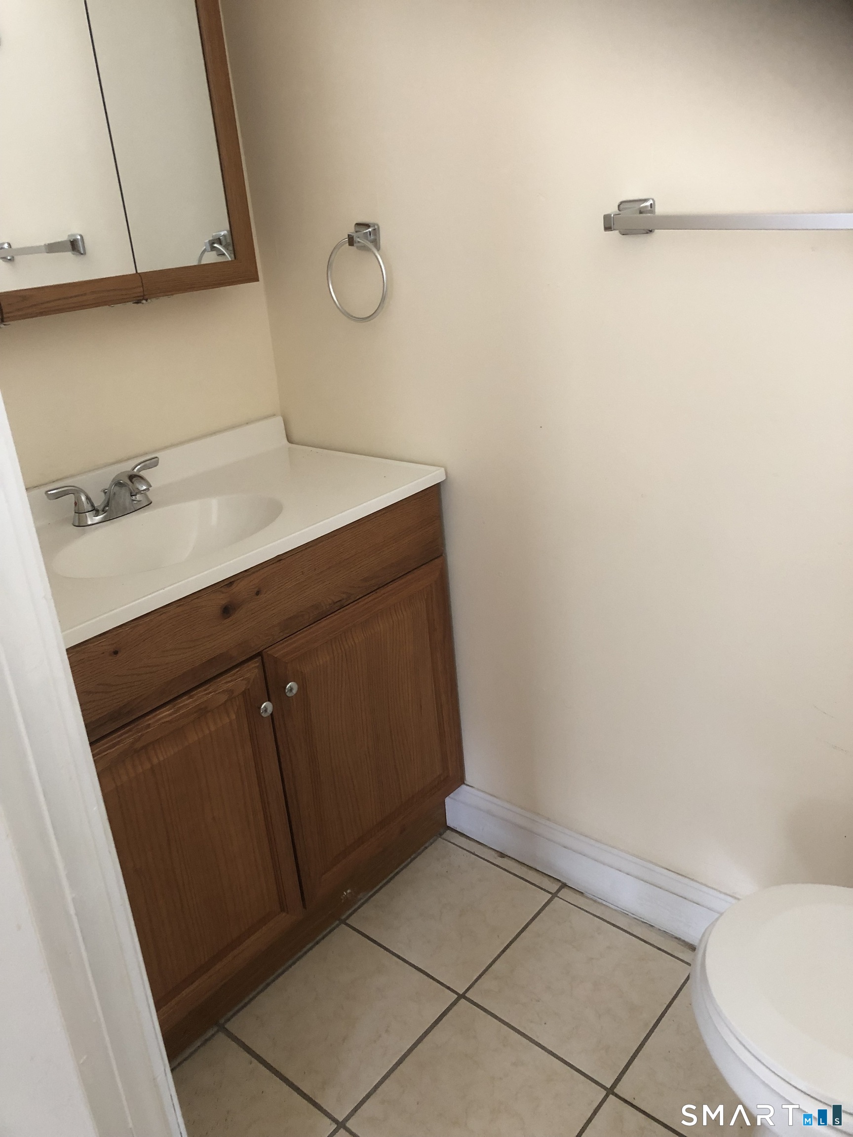 77 North Street Danbury CT 06810
