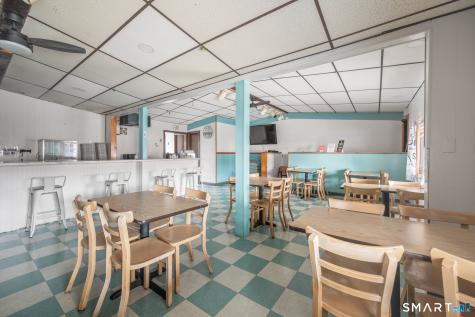 1622 Thomaston Avenue Waterbury CT 06704