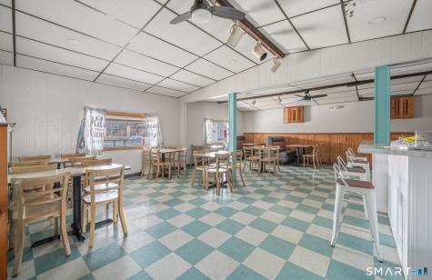 1622 Thomaston Avenue Waterbury CT 06704