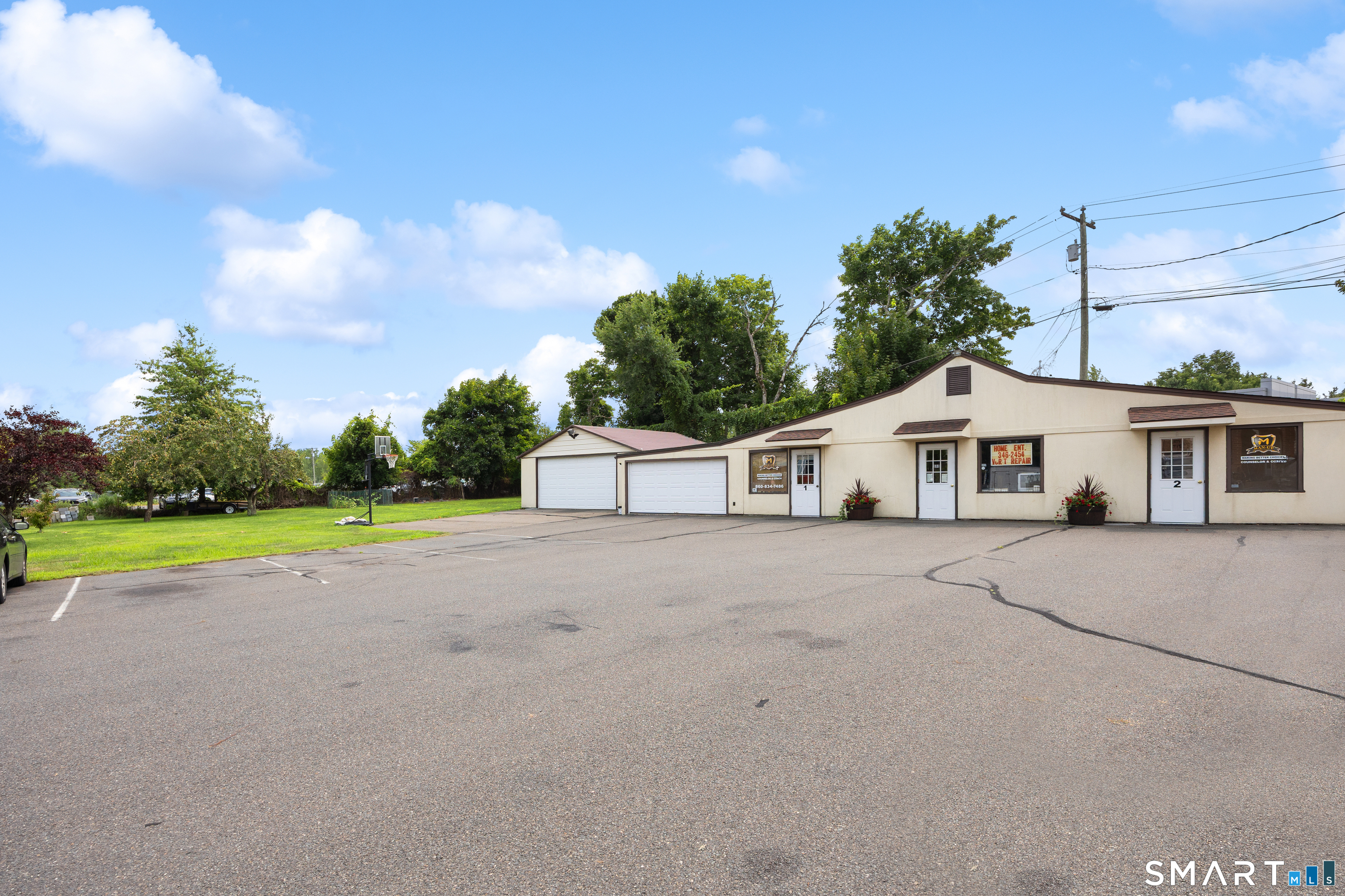 670 Newfield Street Middletown CT 06457