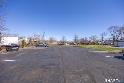 670 Newfield Street Middletown CT 06457