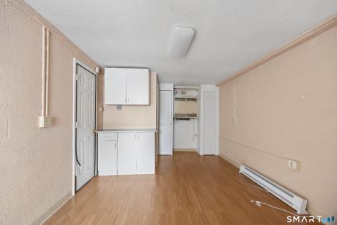 670 Newfield Street Middletown CT 06457