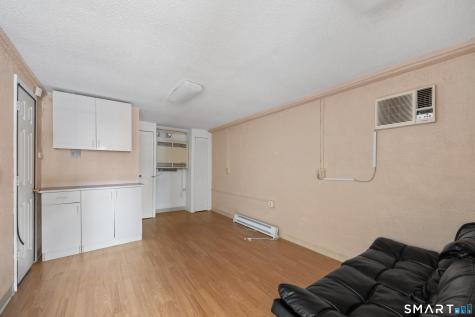 670 Newfield Street Middletown CT 06457
