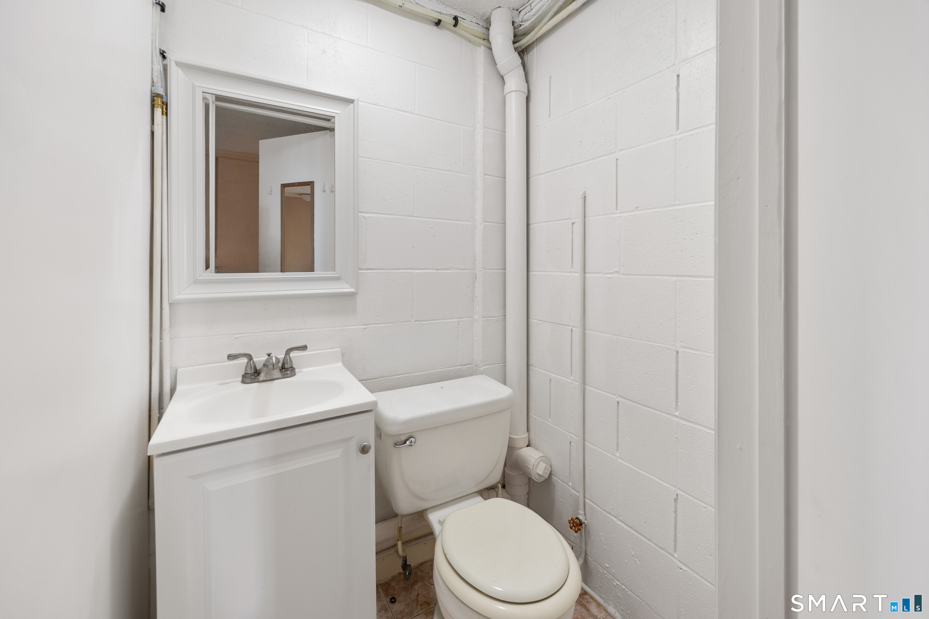 670 Newfield Street Middletown CT 06457