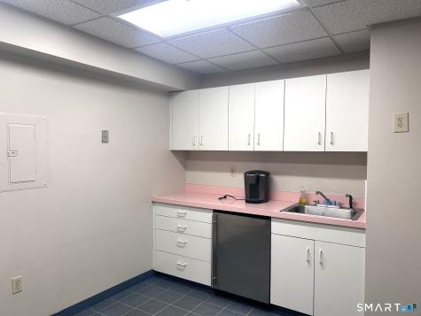 295 Washington Avenue Hamden CT 06518