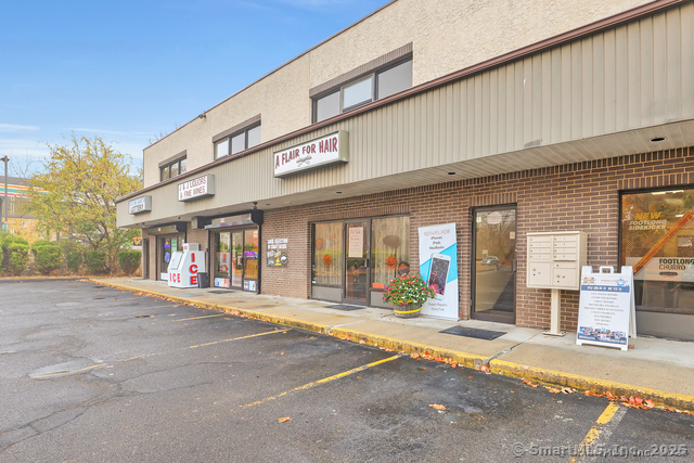 325 Chamberlain Highway Meriden CT 06451