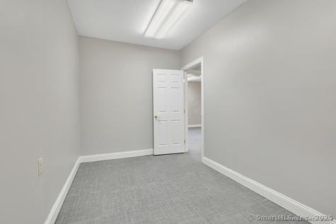 325 Chamberlain Highway Meriden CT 06451