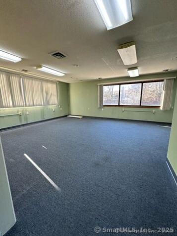 325 Chamberlain Highway Meriden CT 06451