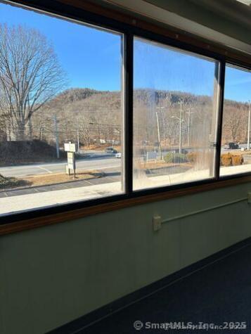 325 Chamberlain Highway Meriden CT 06451