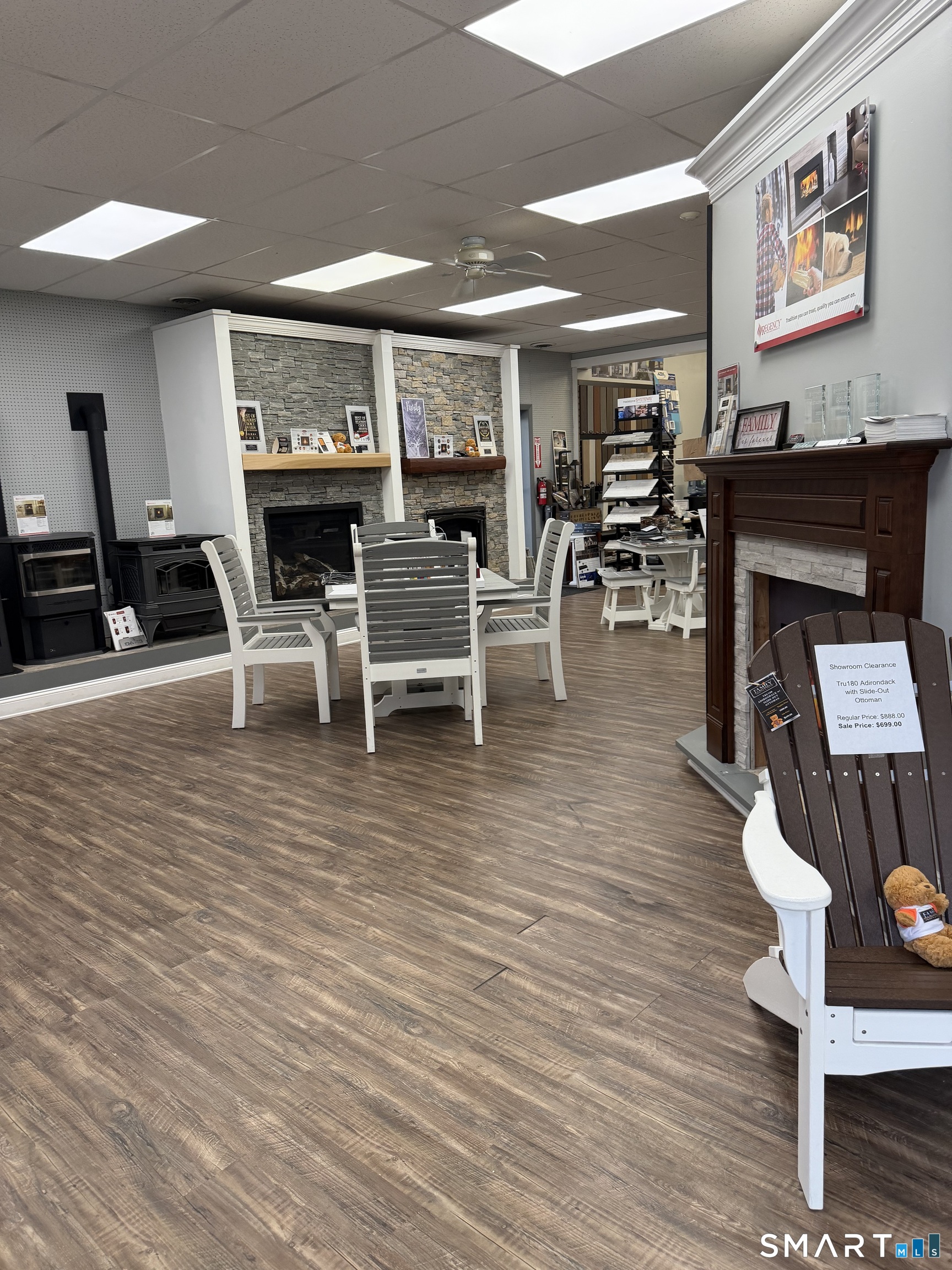 571 Broad Street New London CT 06320
