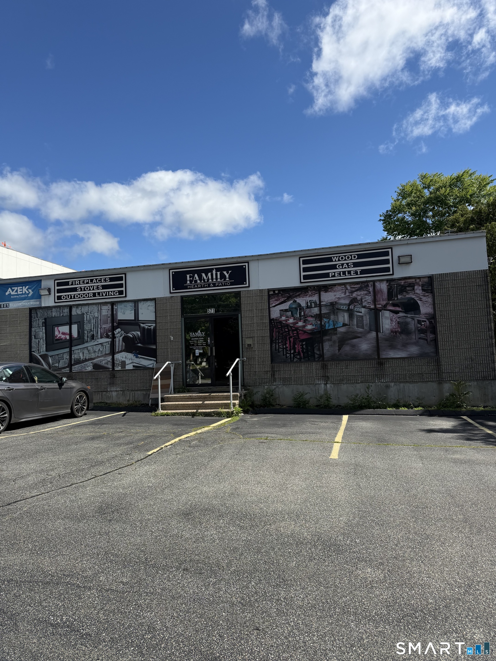 571 Broad Street New London CT 06320