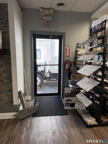 571 Broad Street New London CT 06320