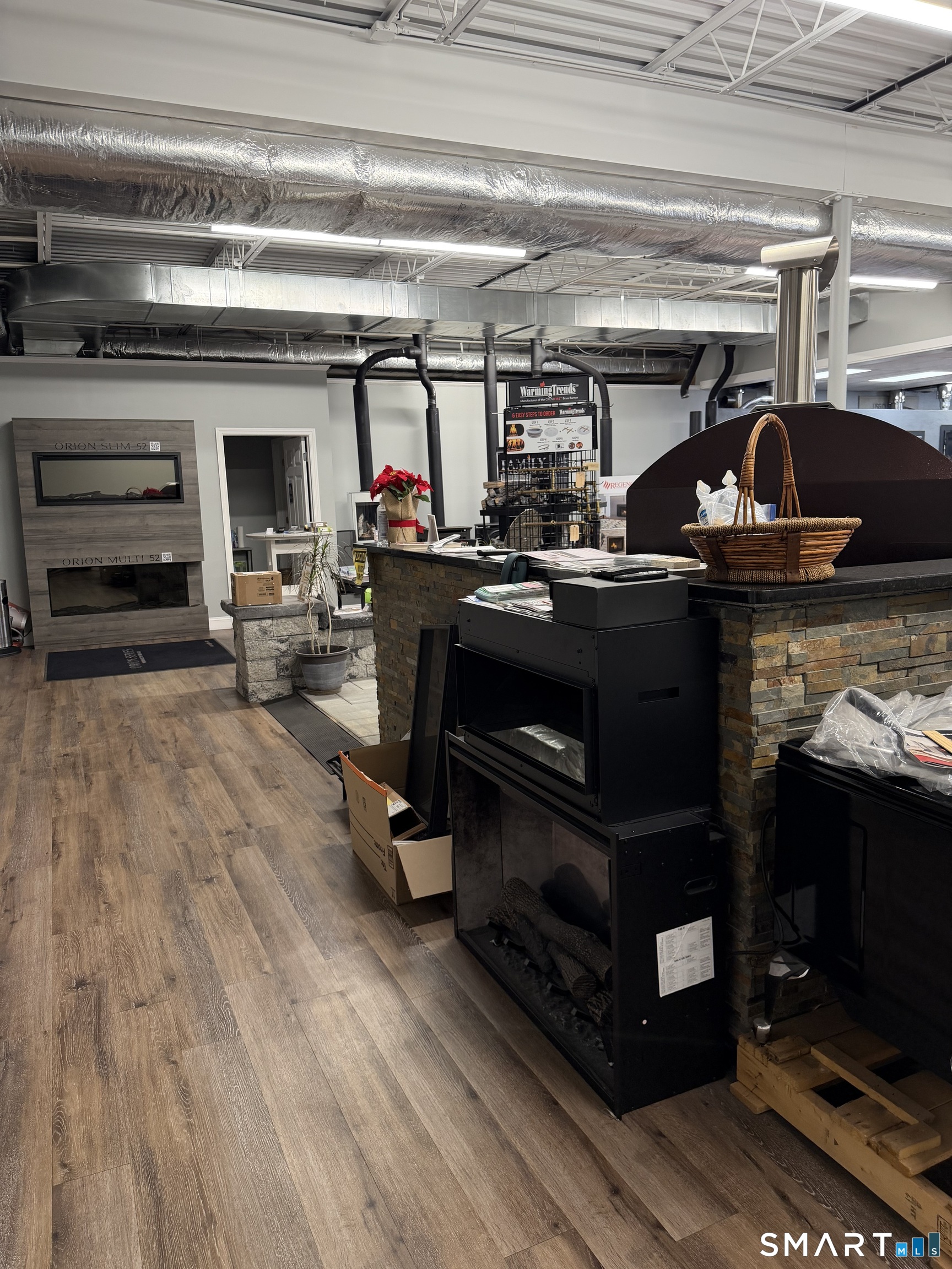 571 Broad Street New London CT 06320