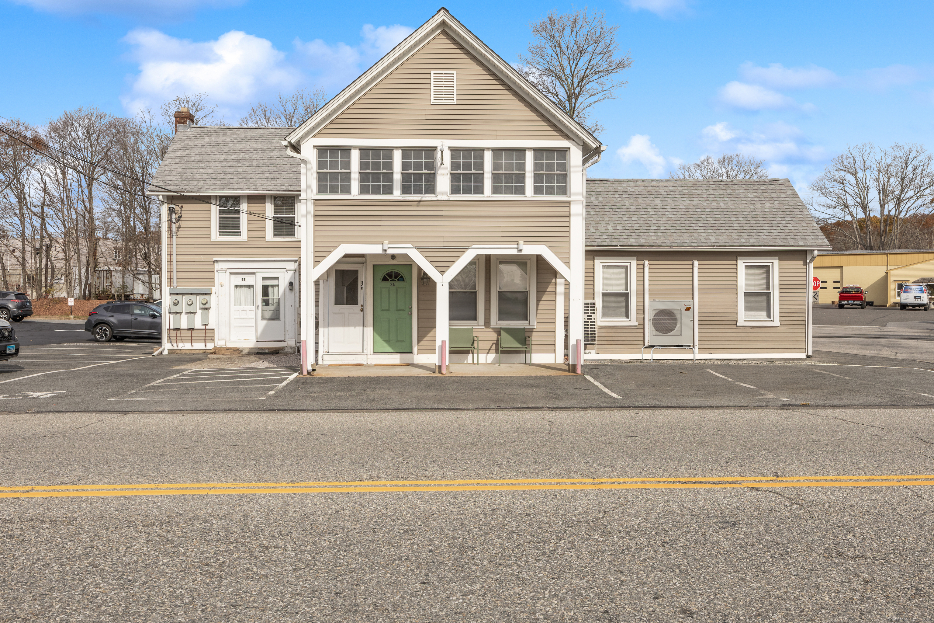 3-A Main Street Essex CT 06409