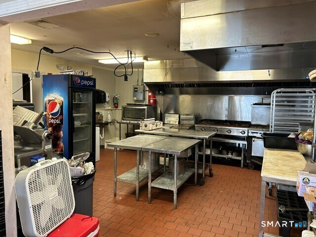 148 Elizabeth Street Derby CT 06418