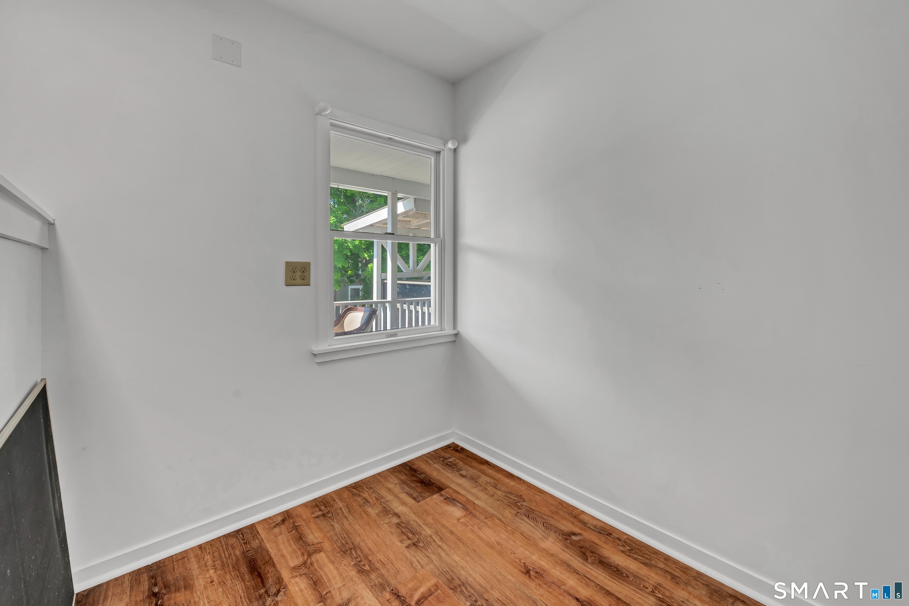 14 Elm Street New Milford CT 06776