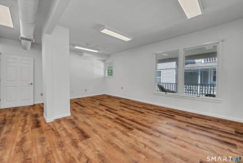 14 Elm Street New Milford CT 06776