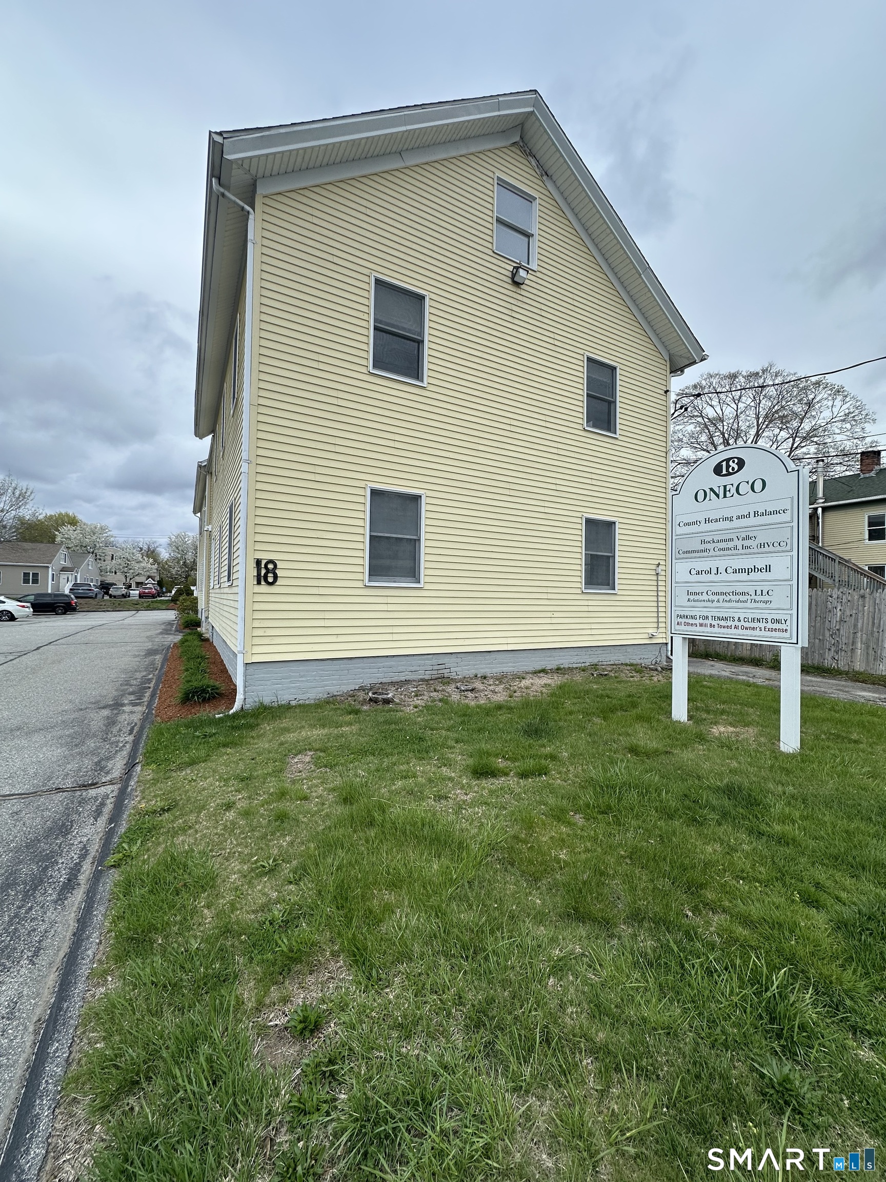 18 Oneco Street Norwich CT 06360