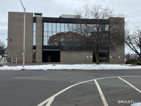 43 East Main Street Meriden CT 06450
