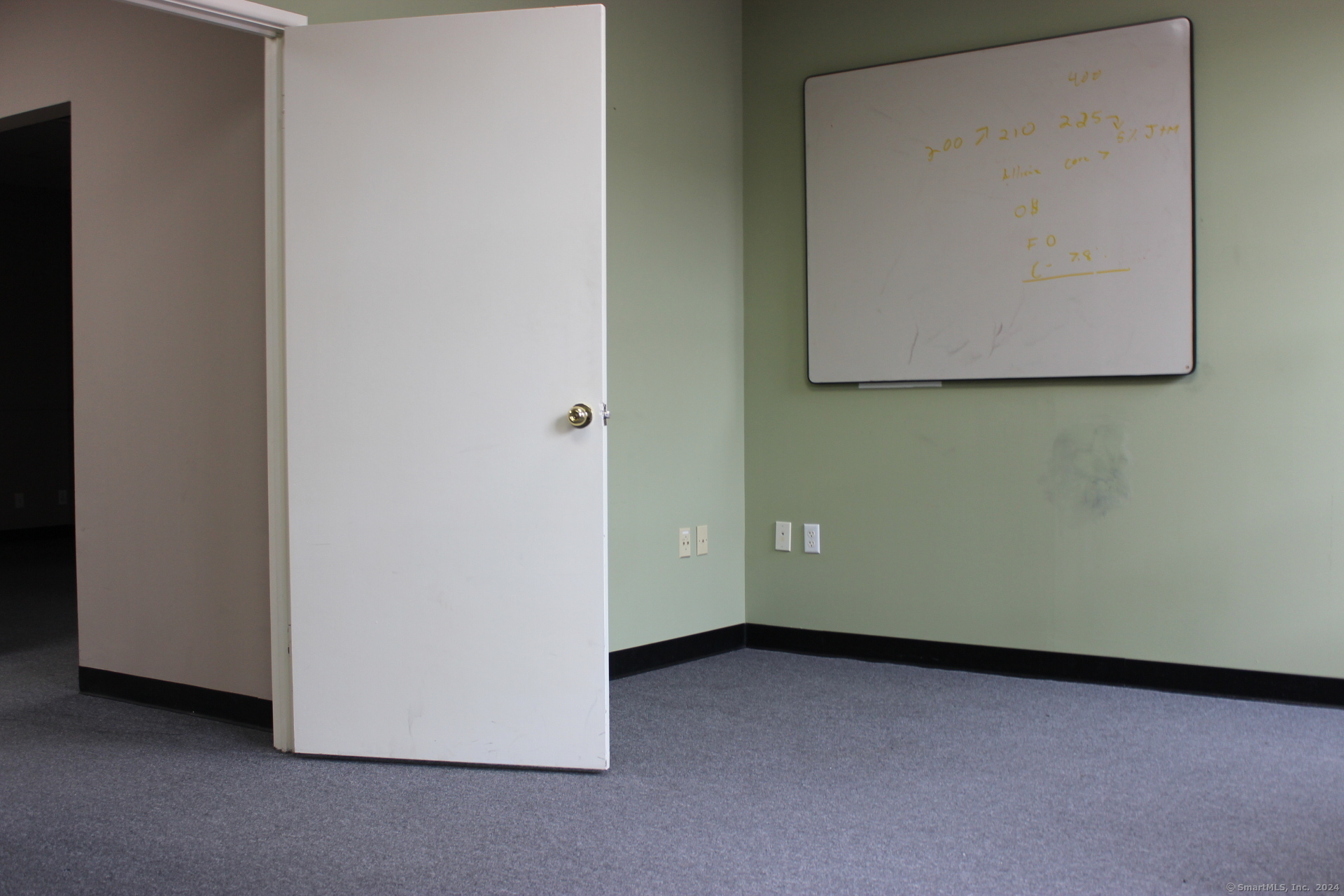 2340 Whitney Avenue Hamden CT 06518
