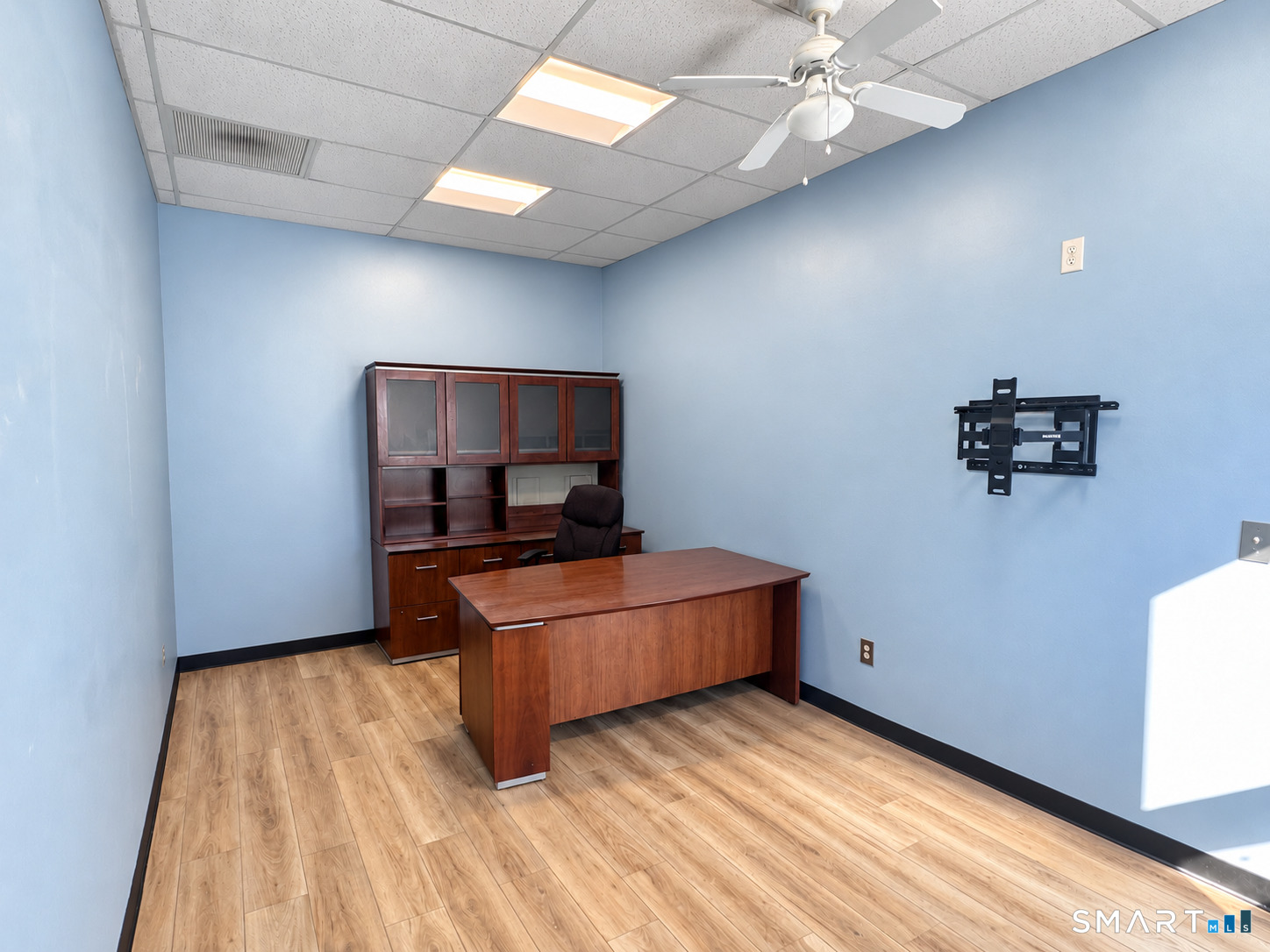 871 Newfield Street Middletown CT 06457