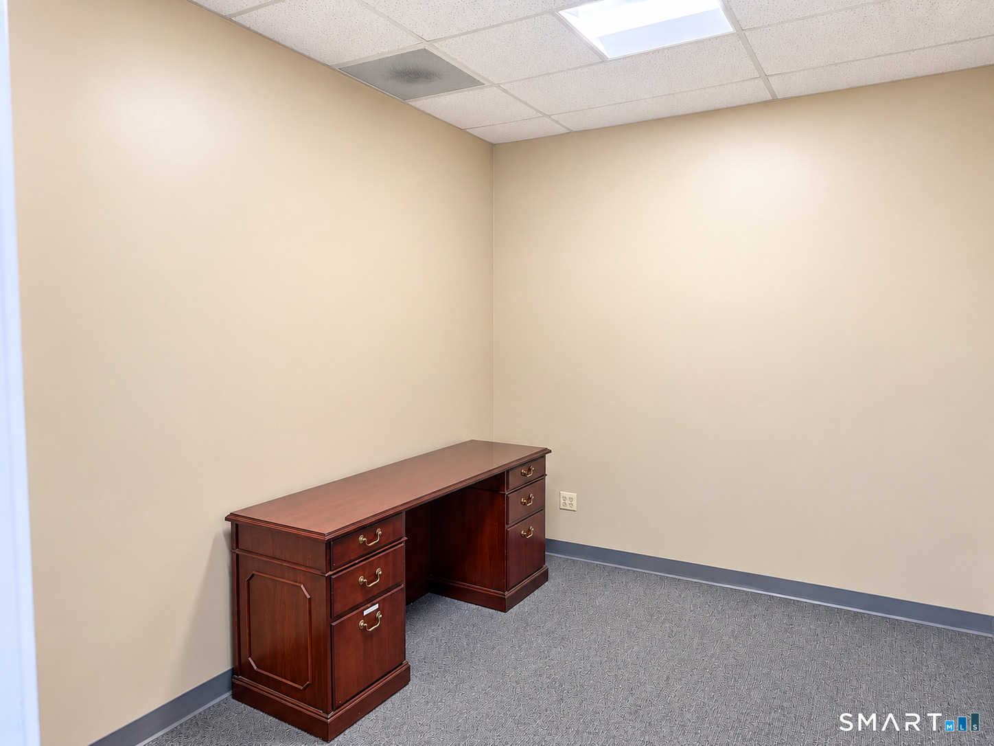 871 Newfield Street Middletown CT 06457