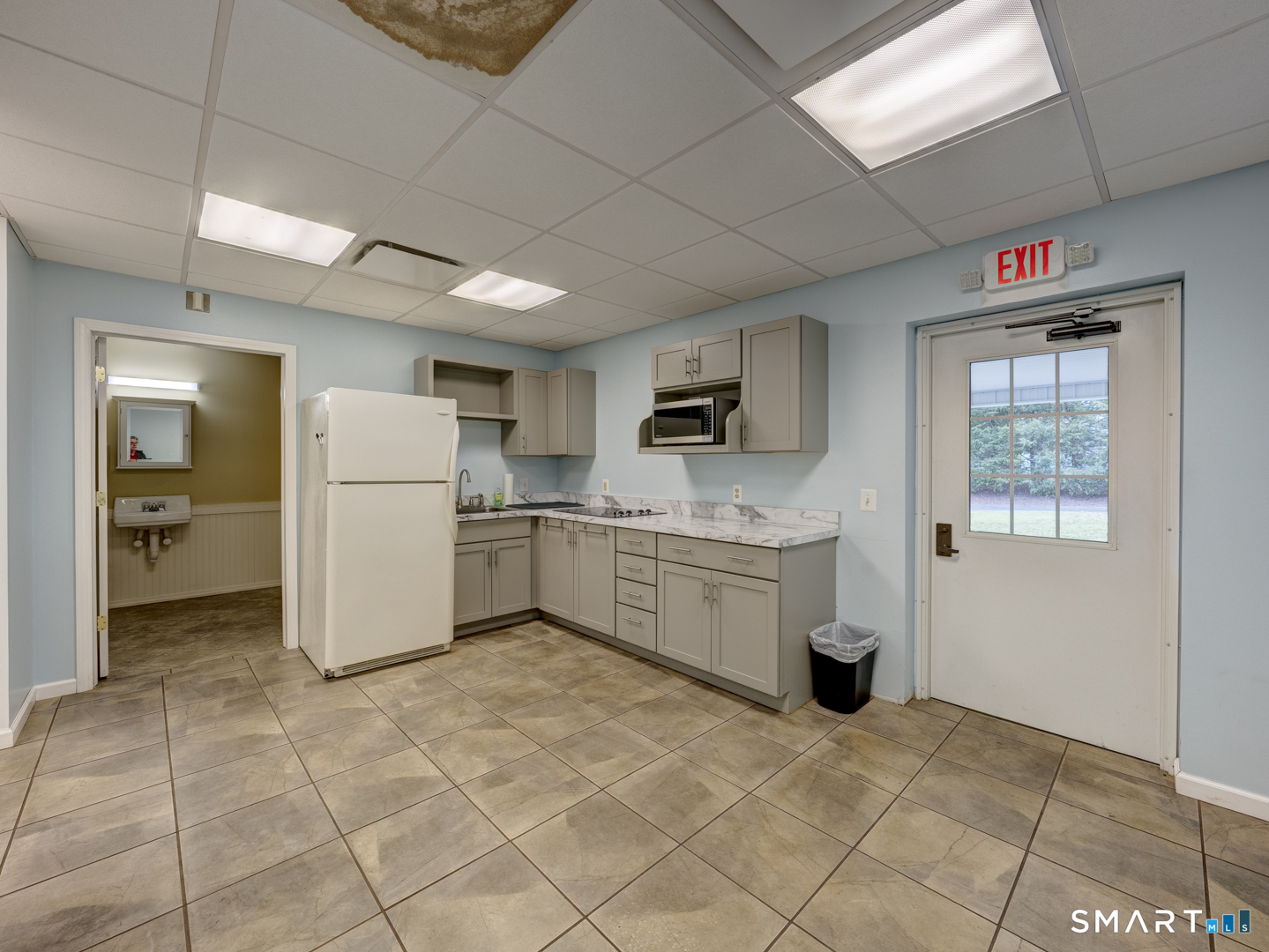 1 Northgate Drive Windsor Locks CT 06096