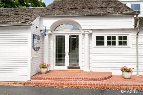 8 Novelty Lane Essex CT 06426