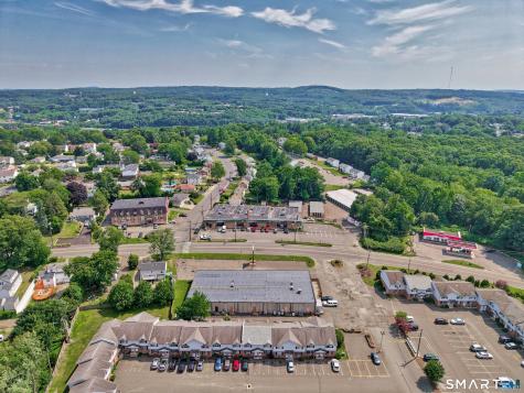 1015 Meriden Road Waterbury CT 06705