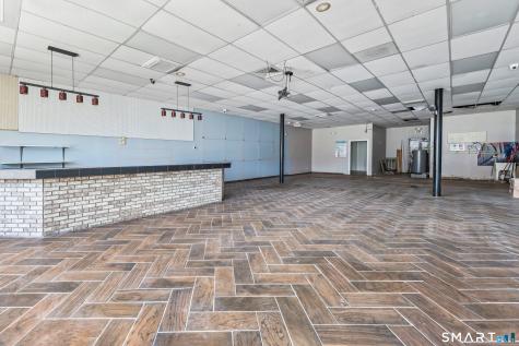 1015 Meriden Road Waterbury CT 06705