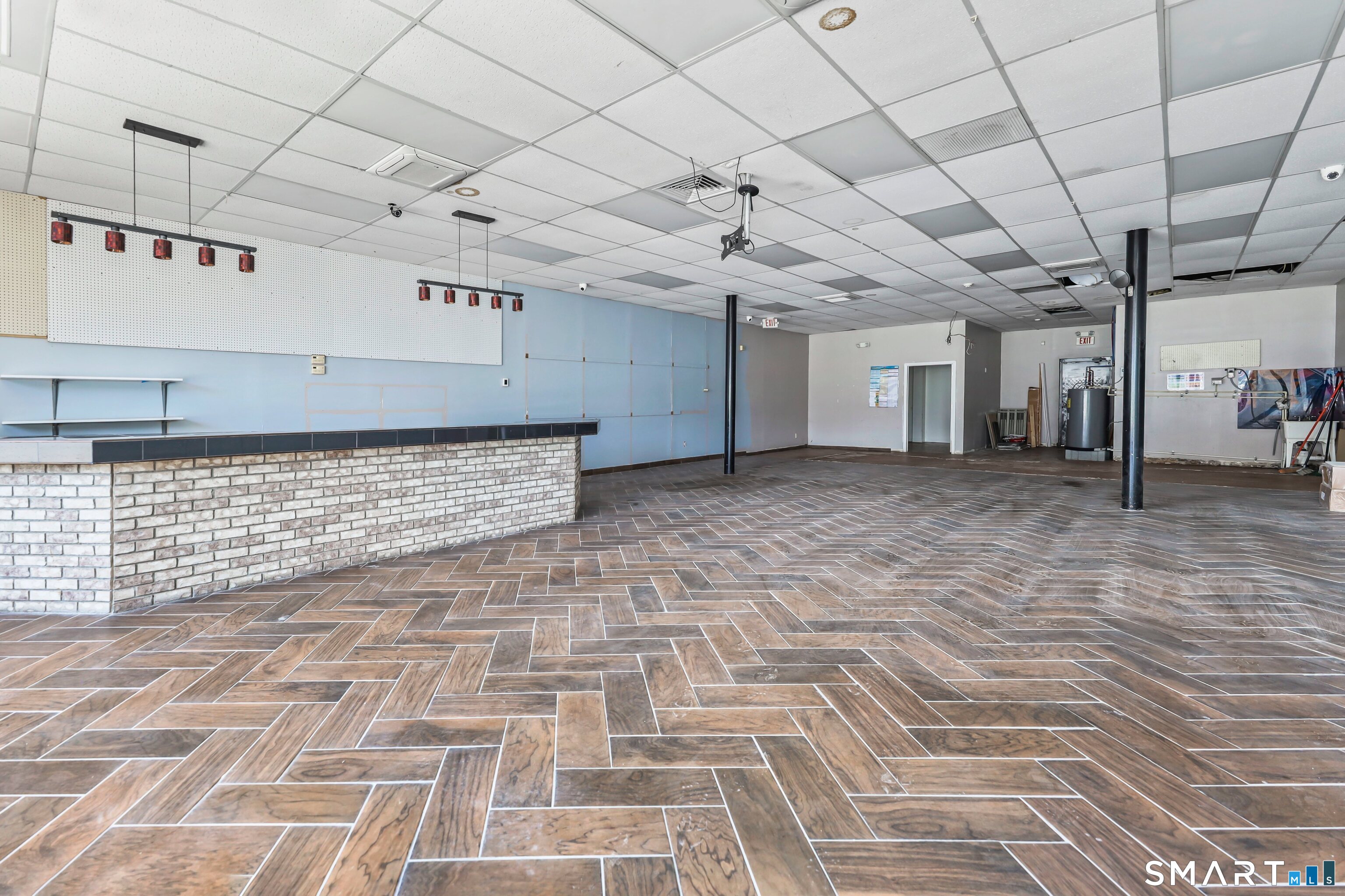 1015 Meriden Road Waterbury CT 06705