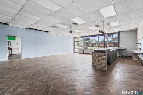 1015 Meriden Road Waterbury CT 06705