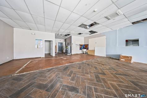 1015 Meriden Road Waterbury CT 06705