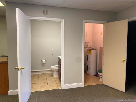 628 New Haven Road Naugatuck CT 06770